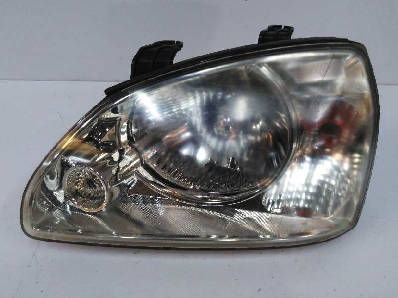 Recambio de faro izquierdo para kia carens 2.0 crdi ex monovolumen referencia OEM IAM 0K2FA51020L  