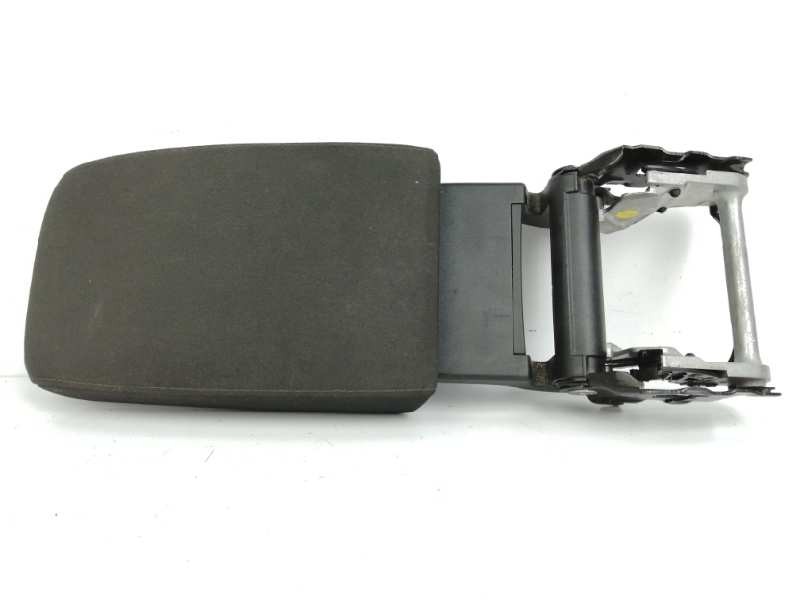 Recambio de apoyabrazos central para volkswagen golf vi (5k1) advance referencia OEM IAM Recambio de apoyabrazos central para volkswagen golf vi (5k1) advance referencia OEM IAM