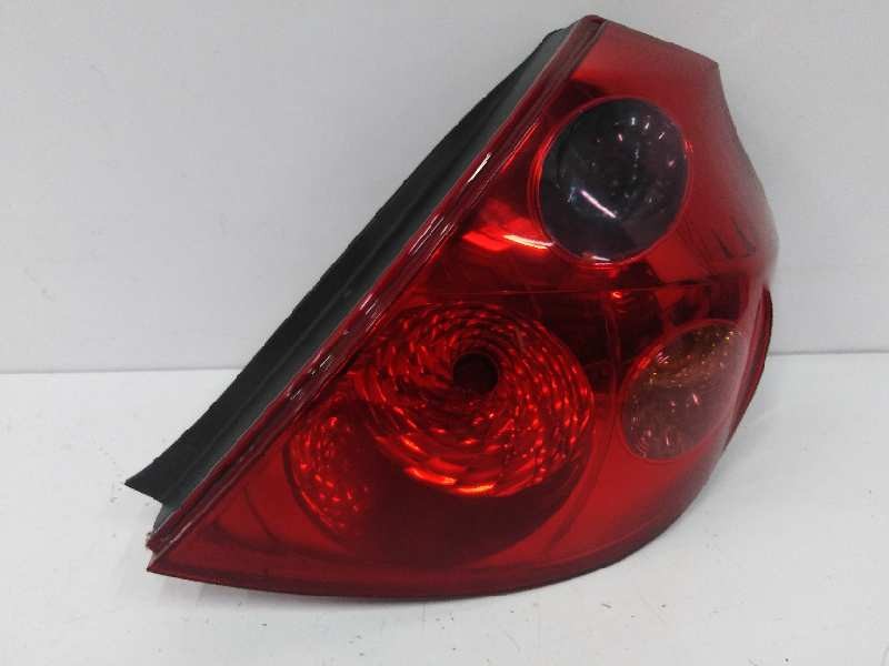 Recambio de piloto trasero derecho para kia cee´d 1.4 cat referencia OEM IAM 924021H000  