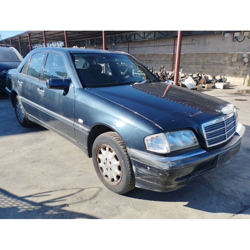 mercedes-benz clase c (w202) berlina del año 2000