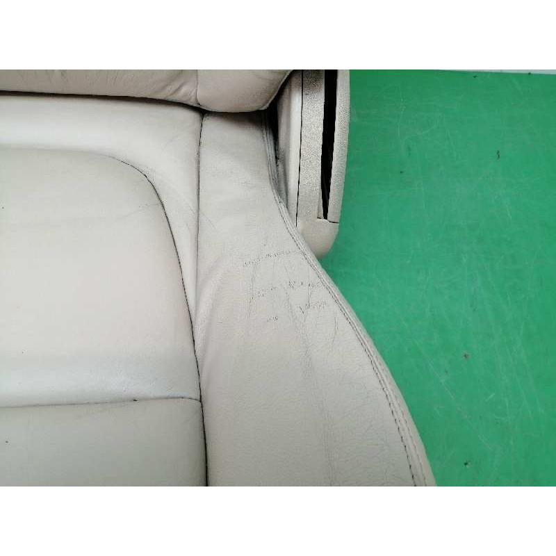ASIENTO DELANTERO IZQUIERDO