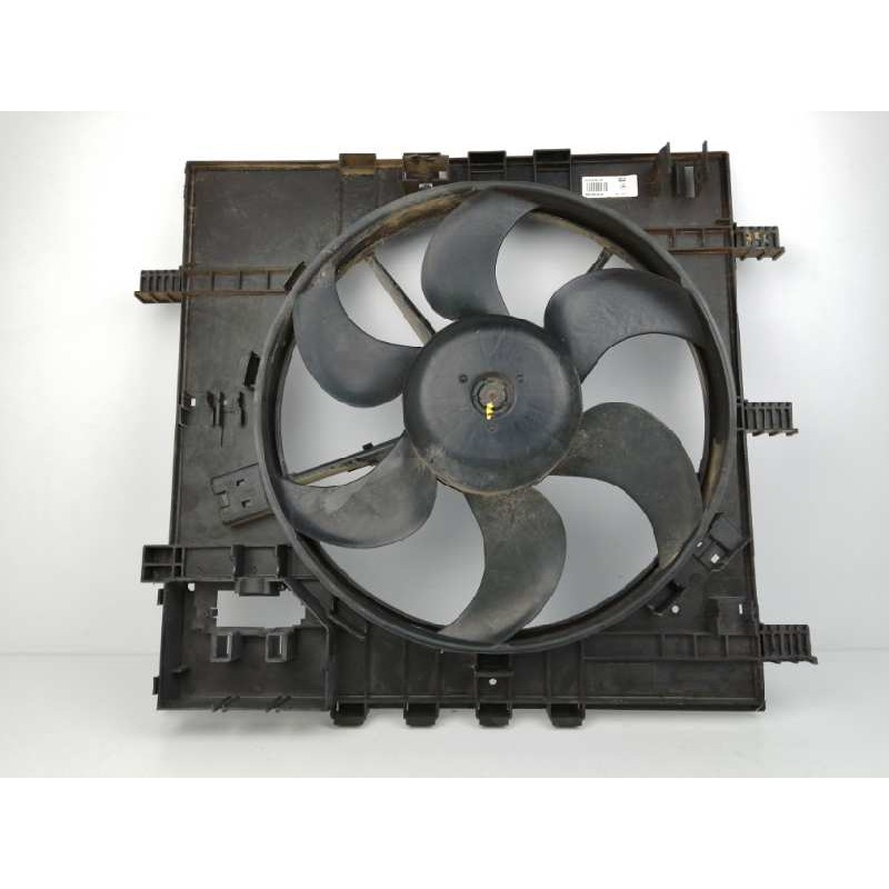Recambio de electroventilador para mercedes-benz vito marco polo (638) 112 cdi referencia OEM IAM 6385002093 SOPORTE DAÑADO 