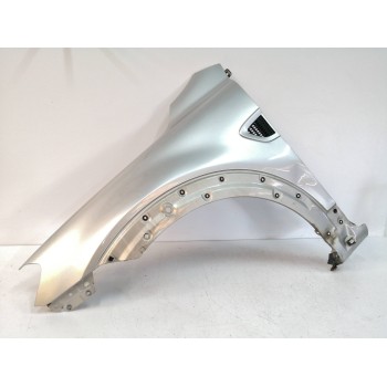 Recambio de aleta delantera izquierda para chevrolet captiva 2.0 diesel cat referencia OEM IAM  OBSERVAR FOTOS 