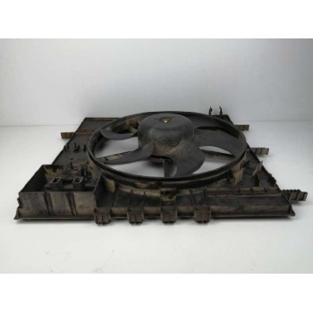 Recambio de electroventilador para mercedes-benz vito marco polo (638) 112 cdi referencia OEM IAM 6385002093 SOPORTE DAÑADO 