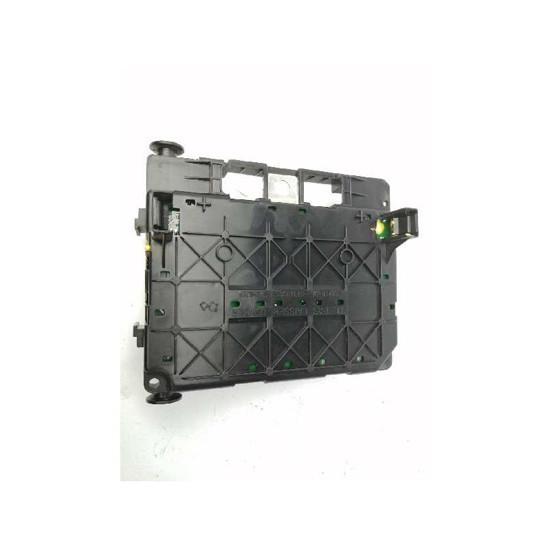 CAJA RELES / FUSIBLES S118470003E