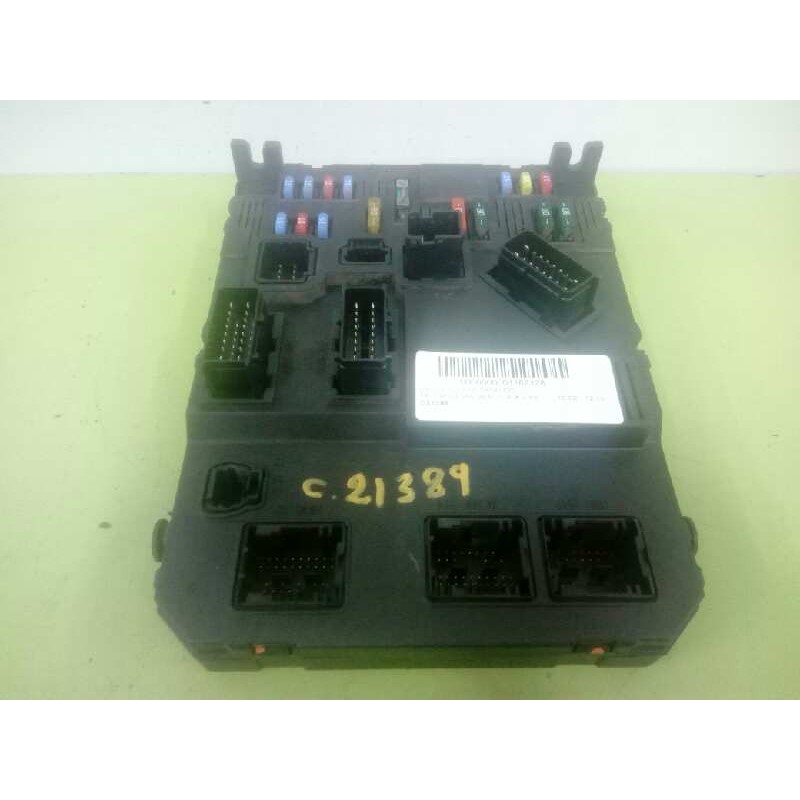 Recambio de caja reles / fusibles para peugeot 206 berlina x-line referencia OEM IAM 9652474780 S118085220 