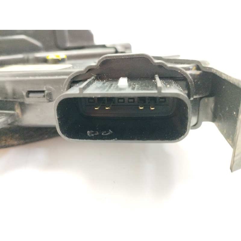 CERRADURA PUERTA TRASERA DERECHA