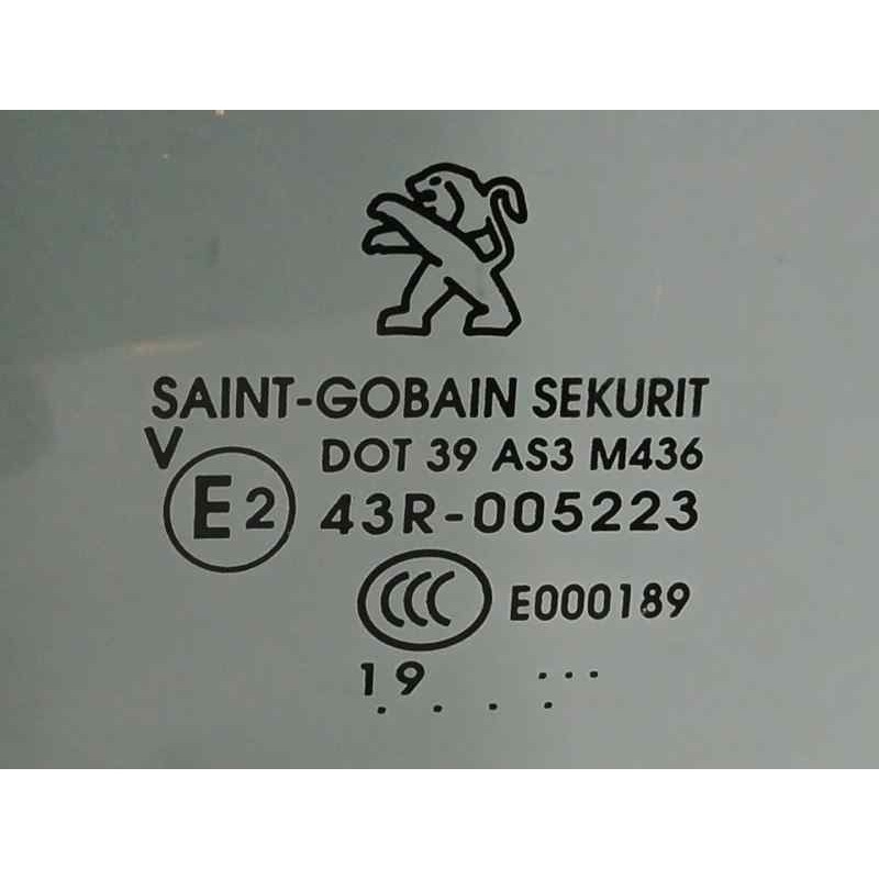 LUNA TRASERA DERECHA