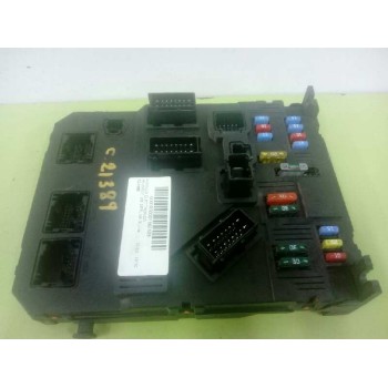 Recambio de caja reles / fusibles para peugeot 206 berlina x-line referencia OEM IAM 9652474780 S118085220 