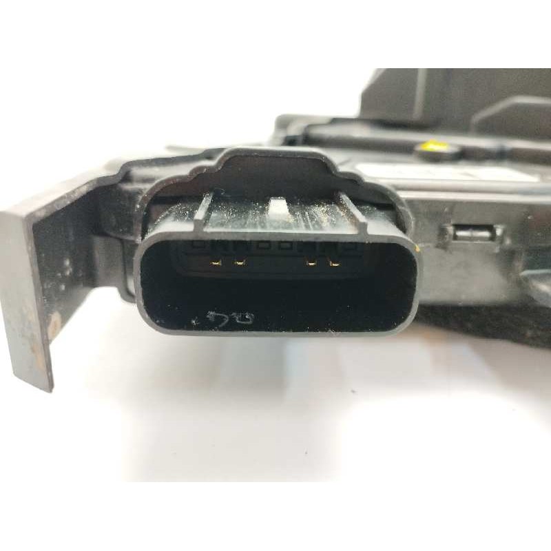 CERRADURA PUERTA TRASERA IZQUIERDA