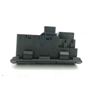 Recambio de mando regulacion faros para hyundai i20 active 1.0 tgdi cat referencia OEM IAM 93300C8050  
