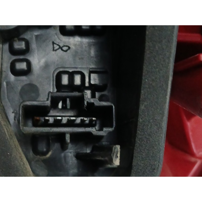 PILOTO TRASERO DERECHO