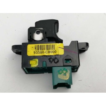 Recambio de mando elevalunas delantero derecho para hyundai i20 active 1.0 tgdi cat referencia OEM IAM 93580C8000  