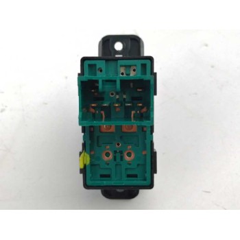 Recambio de mando elevalunas delantero derecho para hyundai i20 active 1.0 tgdi cat referencia OEM IAM 93580C8000  