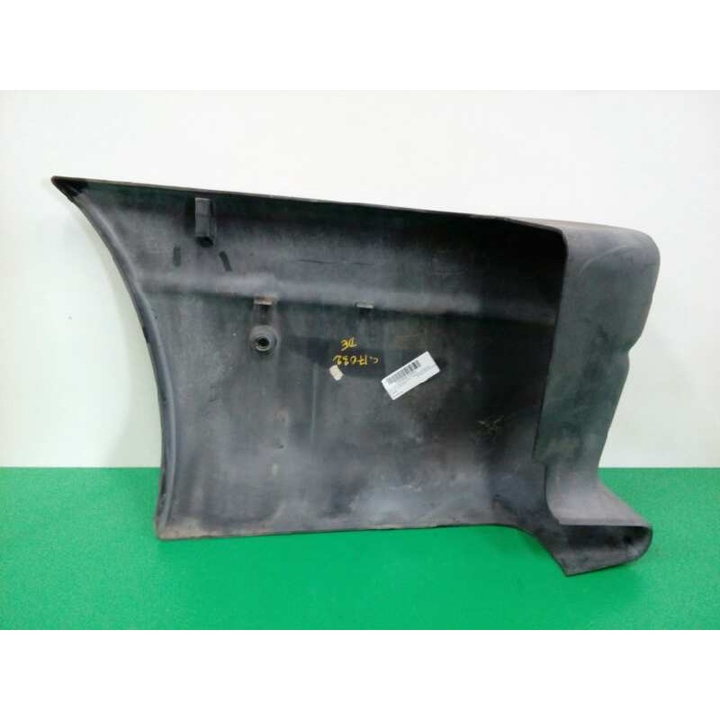 PUNTERA PARAGOLPES TRASERA DERECHA