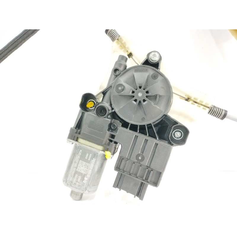 ELEVALUNAS DELANTERO IZQUIERDO 2Q1959405B