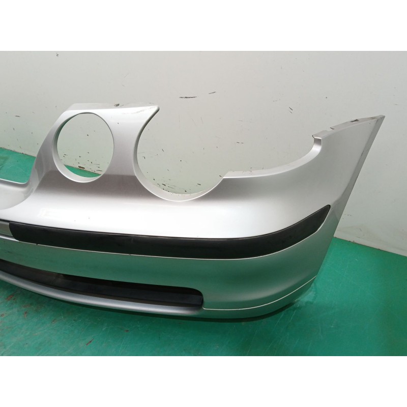 PARAGOLPES DELANTERO