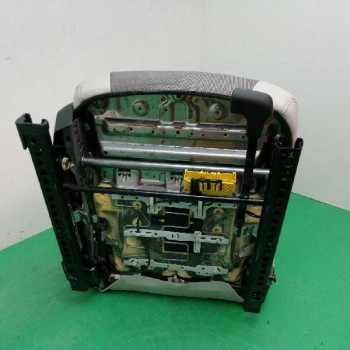 Recambio de asiento delantero derecho para bmw serie 1 lim. (f20) 1.6 16v referencia OEM IAM   