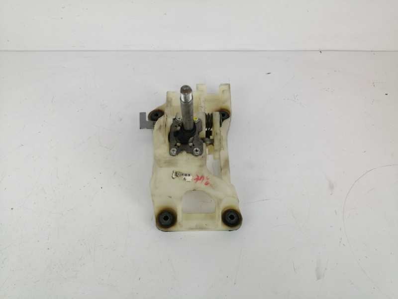 Recambio de palanca cambio para hyundai i30 1.6 crdi cat referencia OEM IAM 437002HXXX Recambio de palanca cambio para hyundai i30 1.6 crdi cat referencia OEM IAM 437002HXXX