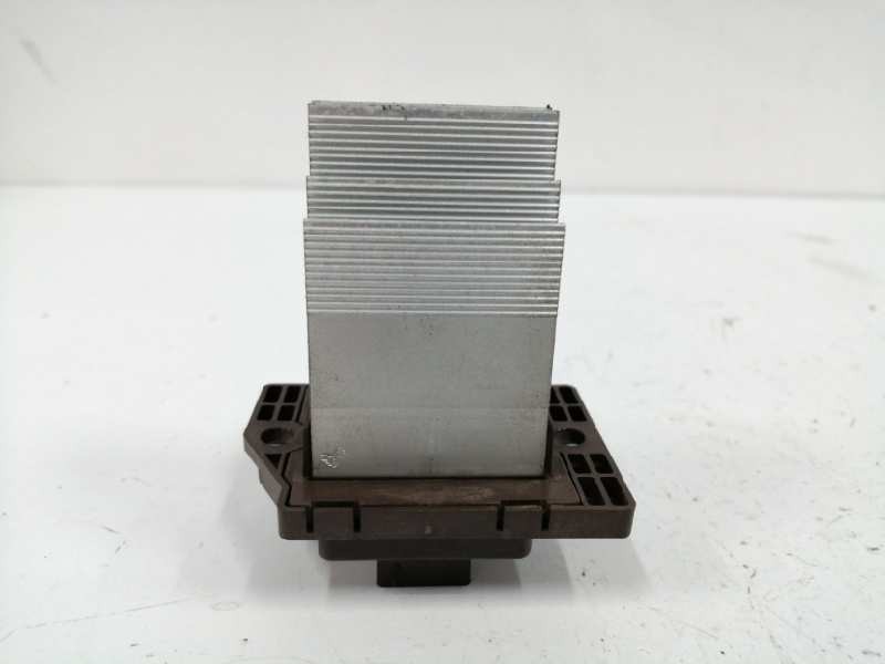 Recambio de resistencia calefaccion para hyundai i30 1.6 crdi cat referencia OEM IAM   