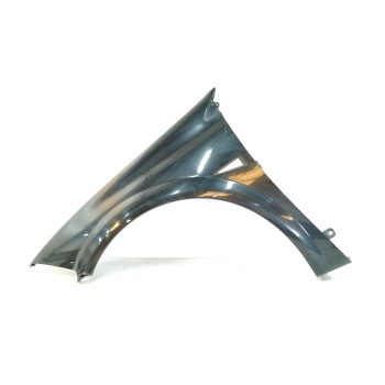 Recambio de aleta delantera izquierda para renault megane ii berlina 3p 1.6 16v referencia OEM IAM 8200011076  