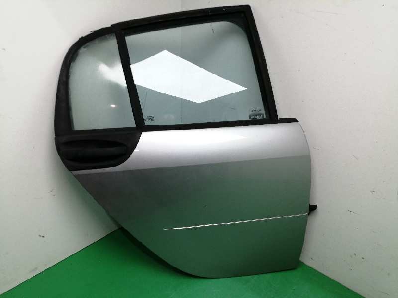 Recambio de puerta trasera derecha para smart forfour cdi (70kw) referencia OEM IAM A4547320009  