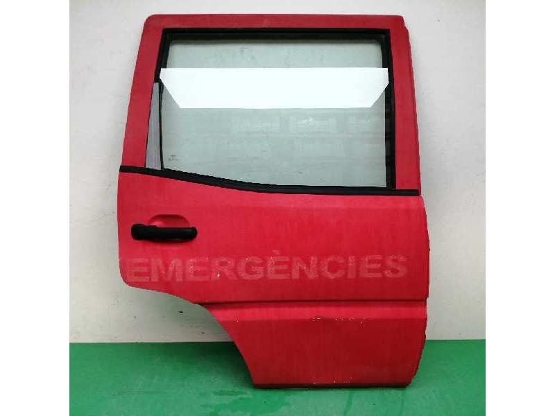 Recambio de puerta trasera derecha para nissan terrano/terrano.ii (r20) 2.7 turbodiesel referencia OEM IAM   