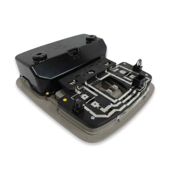 Recambio de luz interior para ssangyong tivoli 1.5 g15dtf referencia OEM IAM 7767034000  