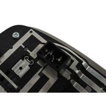 Recambio de luz interior para ssangyong tivoli 1.5 g15dtf referencia OEM IAM 7767034000  