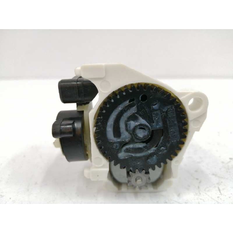 Recambio de motor cierre centralizado porton para renault clio ii fase ii (b/cb0) dynamique referencia OEM IAM 8200060917  