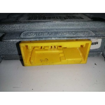 Recambio de centralita airbag para renault master caja abierta/chasis ab ´98 2.8 tdi referencia OEM IAM 7700313264A 550752100 