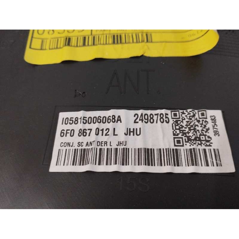 GUARNECIDO PUERTA DELANTERA DERECHA NEGRO