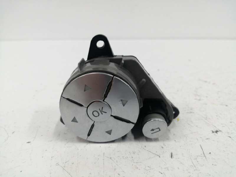 Recambio de mando volante para mercedes-benz clase e coupe (w207) 2.1 cdi e220 referencia OEM IAM A2048210151 Recambio de mando volante para mercedes-benz clase e coupe (w207) 2.1 cdi e220 referencia OEM IAM A2048210151
