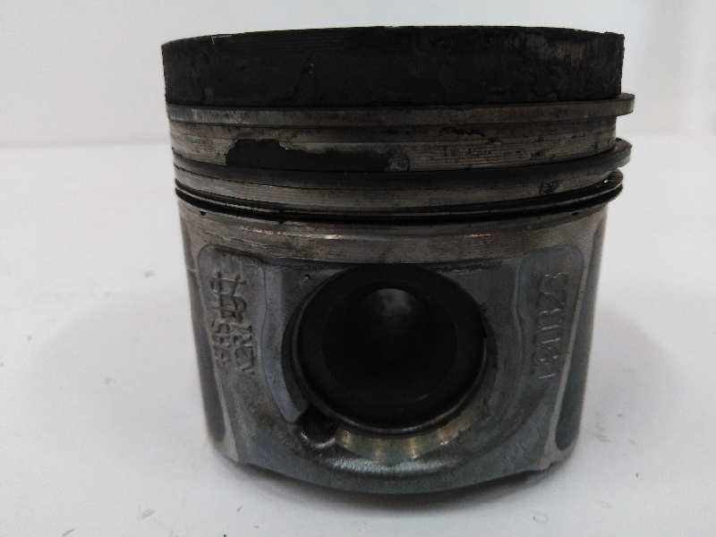 Recambio de piston para renault scenic iii 1.6 dci diesel fap referencia OEM IAM Recambio de piston para renault scenic iii 1.6 dci diesel fap referencia OEM IAM