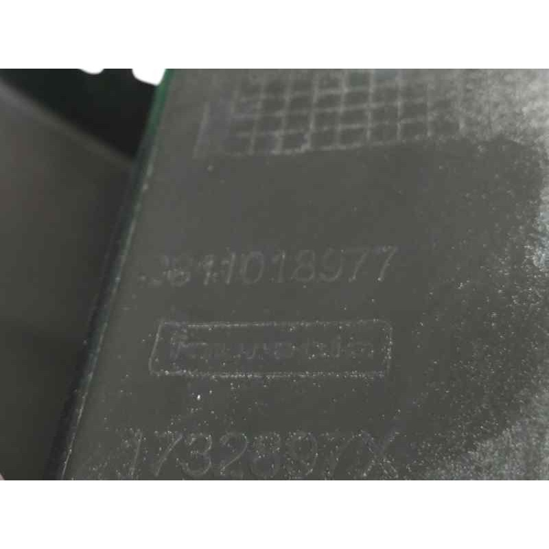 PUNTERA PARAGOLPES TRASERA DERECHA OBSERVAR FOTOS