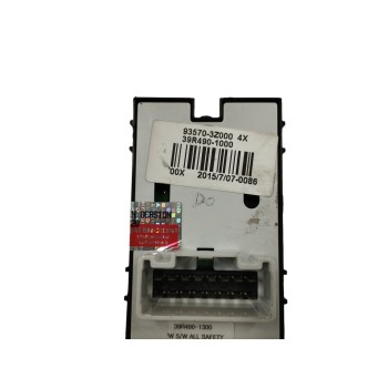 Recambio de mando elevalunas delantero izquierdo para hyundai i40 1.7 crdi cat referencia OEM IAM 935703Z000  