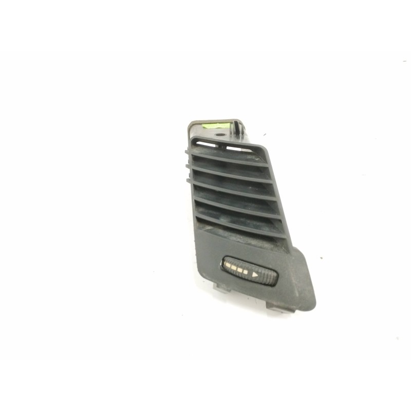 Recambio de rejilla aireadora para mercedes-benz sprinterii caja cerrada (desde 01.06) 2.1 cdi cat referencia OEM IAM A906830025