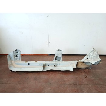 Recambio de estribos laterales para peugeot 309 gld referencia OEM IAM   