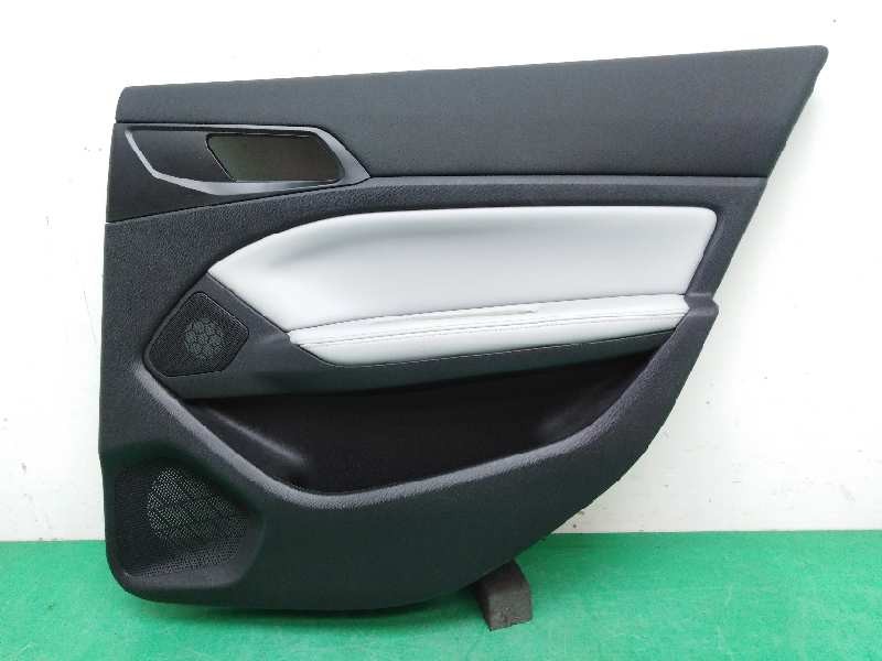 Recambio de guarnecido puerta trasera derecha para peugeot 308 sw 1.2 12v e-thp referencia OEM IAM Recambio de guarnecido puerta trasera derecha para peugeot 308 sw 1.2 12v e-thp referencia OEM IAM