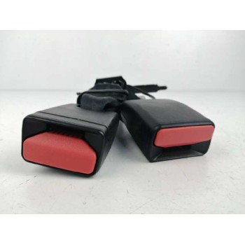 Recambio de enganche cinturon derecho para renault clio iv 0.9 tce referencia OEM IAM 878166967R TRASERO 