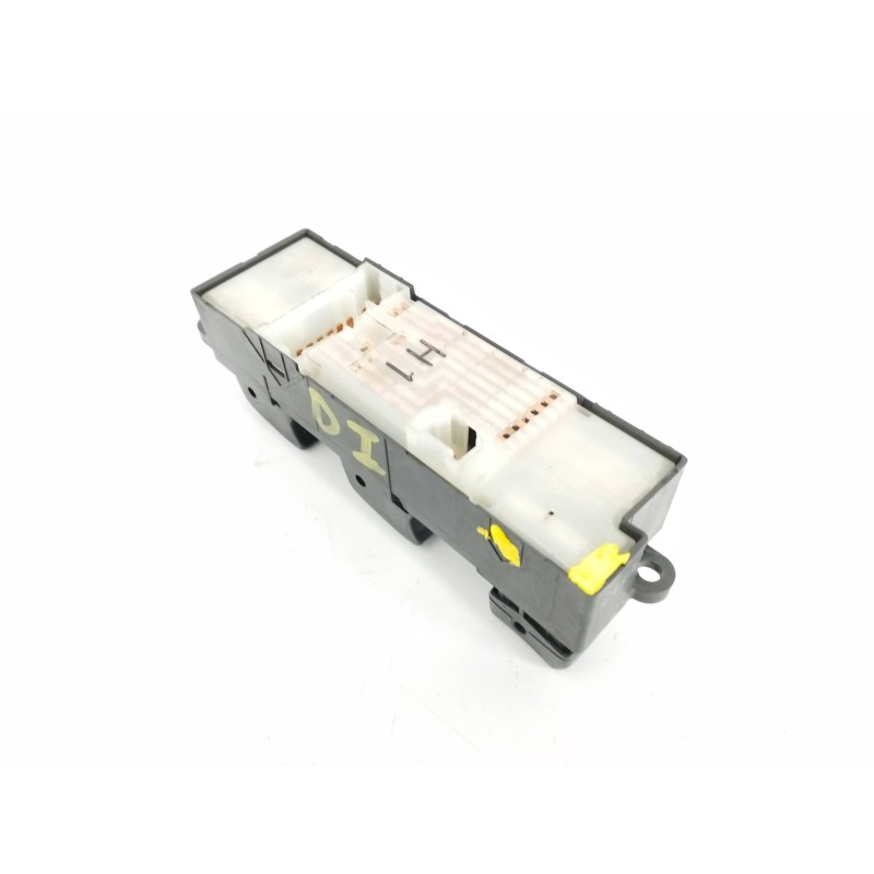 MANDO ELEVALUNAS DELANTERO IZQUIERDO