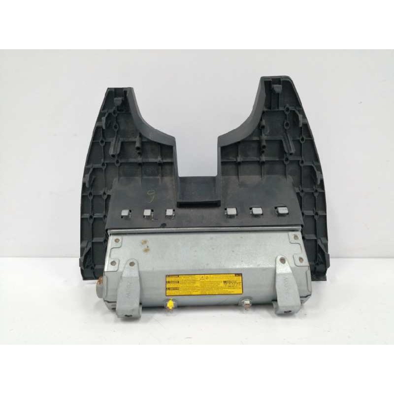 AIRBAG DELANTERO IZQUIERDO DE RODILLAS