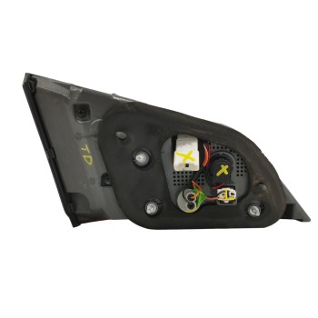 Recambio de piloto trasero derecho interior para hyundai i40 1.7 crdi cat referencia OEM IAM 924043Z600  