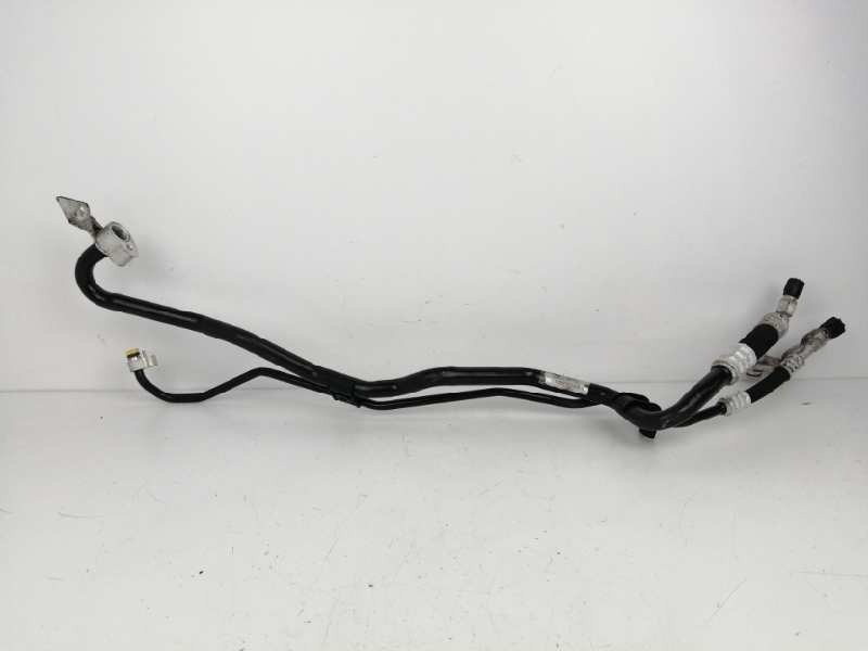 Recambio de tubos aire acondicionado para volkswagen crafter caja cerrada 2.0 tdi referencia OEM IAM 2E0820721BT A9068306300 Recambio de tubos aire acondicionado para volkswagen crafter caja cerrada 2.0 tdi referencia OEM IAM 2E0820721BT A9068306300
