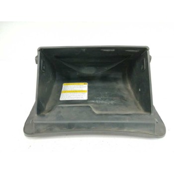 Recambio de guantera para kia sportage 2.0 turbodiesel cat referencia OEM IAM KM84501A  