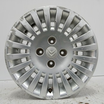 LLANTA 5402F7 6JX15CH4 ET27 4H 4X108