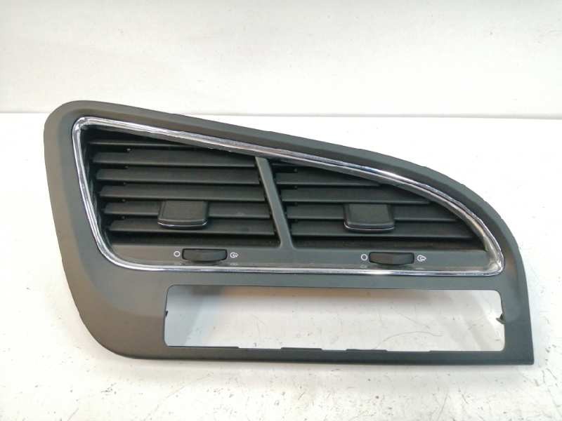 Recambio de rejilla aireadora para peugeot 5008 1.6 e-hdi fap referencia OEM IAM 9686528077 CENTRAL 