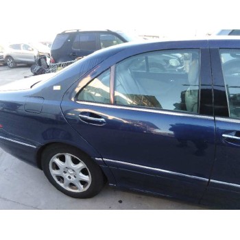 PUERTA TRASERA DERECHA 