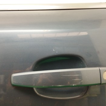 Recambio de puerta delantera izquierda para opel astra twin top (2006 - 2012) 1.6 16v referencia OEM IAM 124084 OBSERVAR FOTOS 