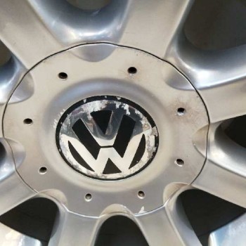 Recambio de llanta para volkswagen passat berlina (3b3) comfortline referencia OEM IAM 3B0601025S 7JX15H2 ET37 